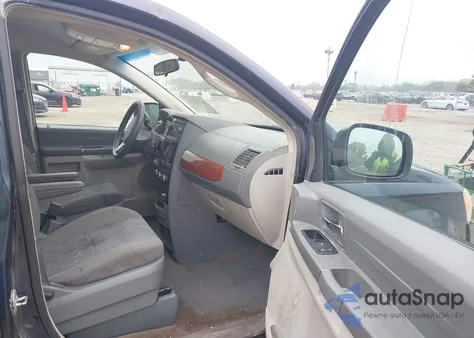 2008 Chrysler Town & Country Lx from USA, damaged, VIN 2A8HR44H78R818030